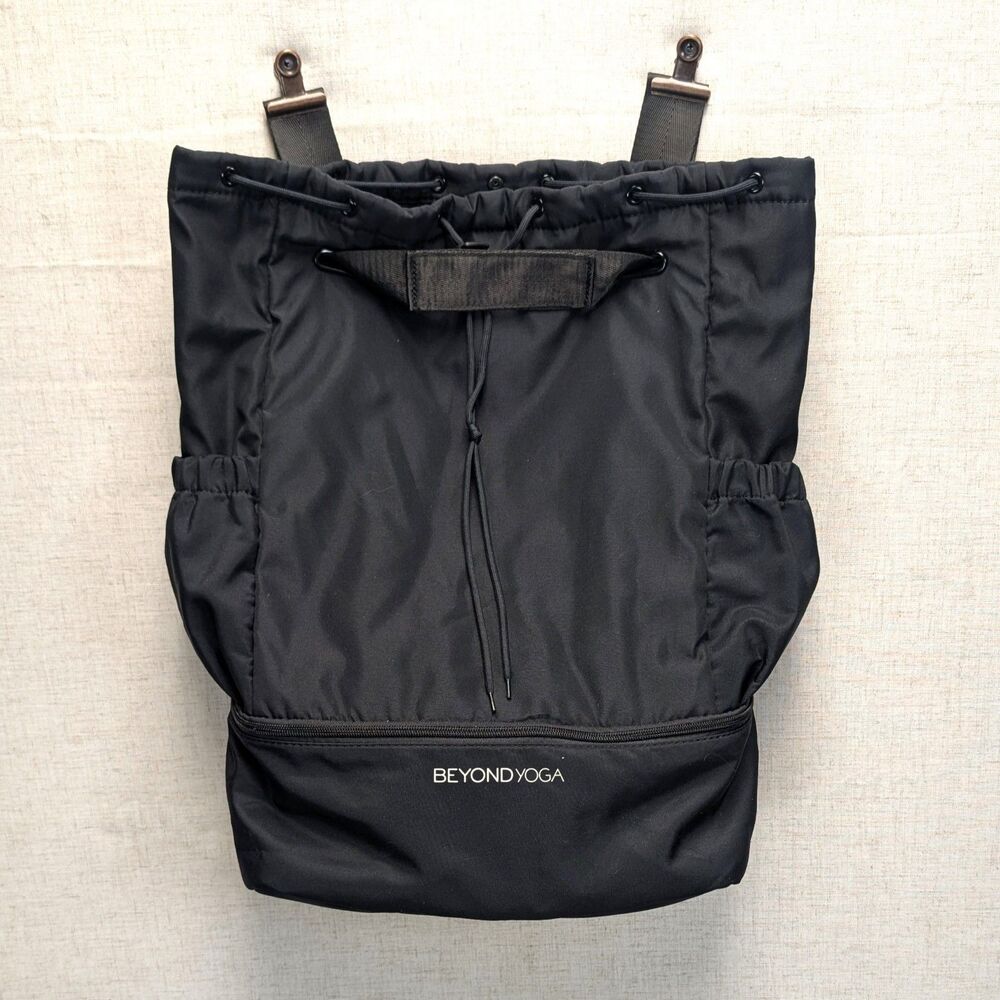 Beyond Yoga Convertible Gym Bag Backpack w/ Drawstring for Workout Black